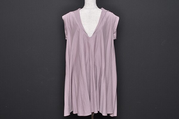 レアな紫が素敵！ニトカのチュニックを買取しました