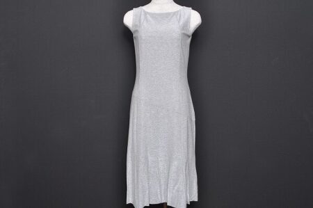 アルチザン ワンピース を買取しました｜品のいいIラインが絶妙