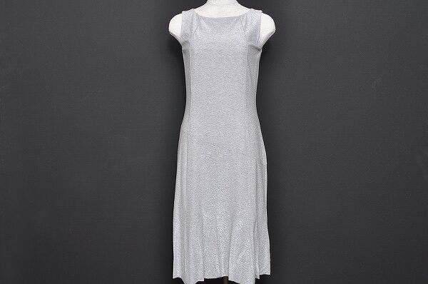 アルチザン ワンピース を買取しました|品のいいIラインが絶妙