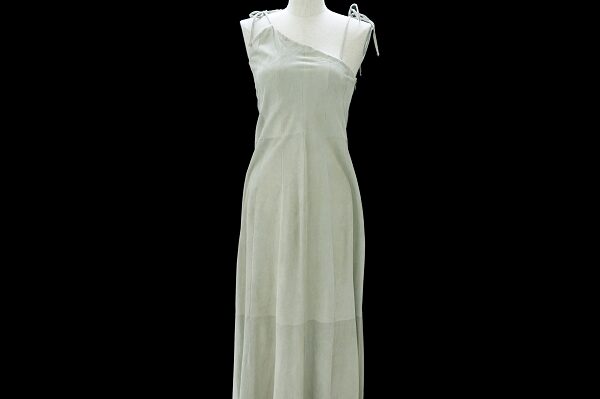 ルッフォのドレスを買取しました|品を感じるデザイン