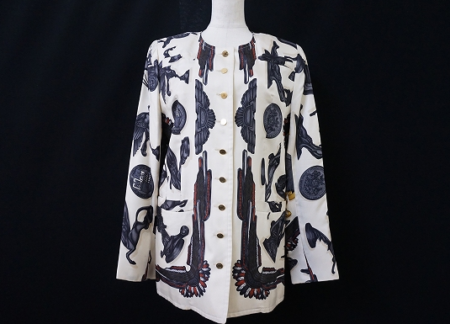 品質には変わりがないエルメスのソルド品！ノーカラージャケット