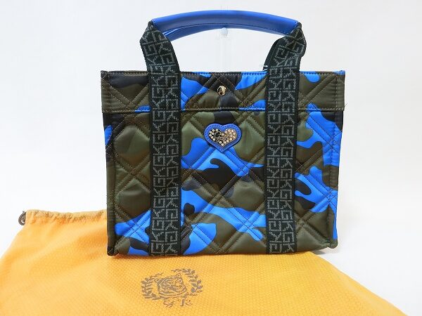 レアな迷彩柄に魅了！伊太利屋のハンドバッグを買取しました