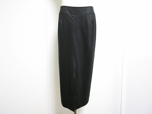 麻素材で涼しく快適に｜レオナールのロングスカートを買取しました