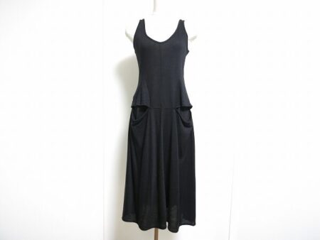 すらりとした印象に ワイズ ヨウジヤマモトのノースリーブワンピースを買取しました
