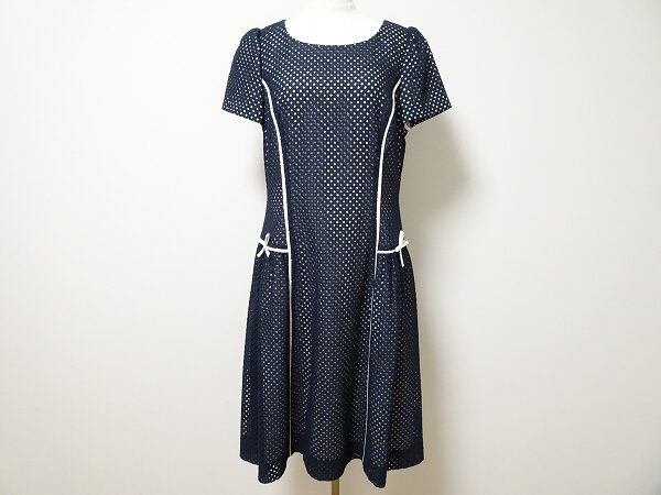 リボンとラインのバランスが絶妙！エムズグレイシーのワンピースを買取しました