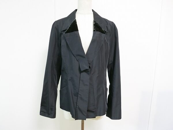 聡明さ際立つ ヒロココシノ ベルベットジャケットを買取しました