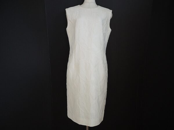 さわやかで品のある雰囲気になる ハナエモリのワンピースを買取しました