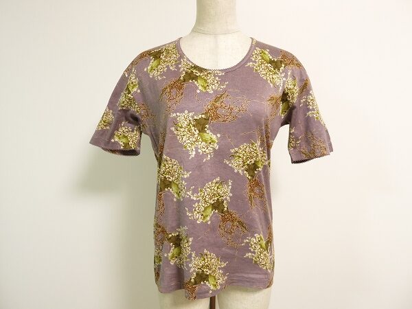 シックな花柄を効かす｜カネコイサオ カットソーを買取しました