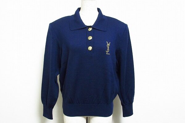 金ボタンがエレガント イヴサンローランのニットを買取しました