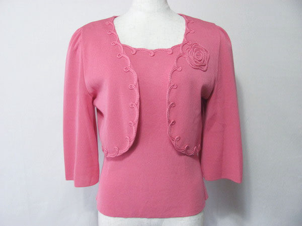 優しくも華やかなピンクに心躍る！エムズグレイシーの花モチーフアンサンブルをお買取