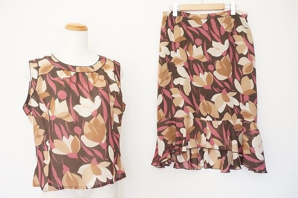 落ち着いた花柄が高貴｜ジバンシィのセットアップを買取しました