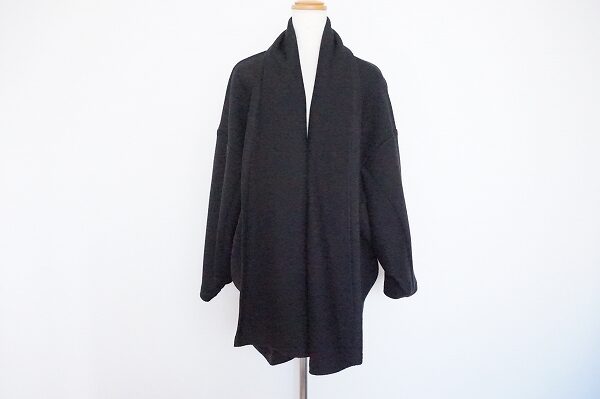 首元もシャープに映る ソウソウのカーディガンを買取しました