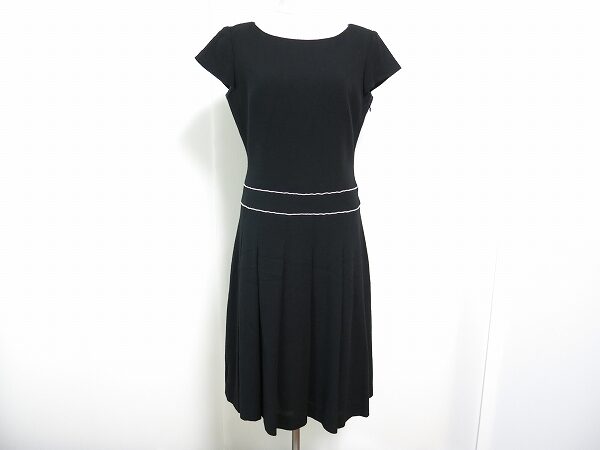 お呼ばれにも最適！エムズグレイシーのパール調ワンピースを買取しました