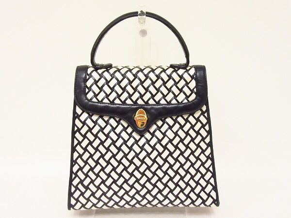 高貴で目立つ！バリーのハンドバッグを買取しました