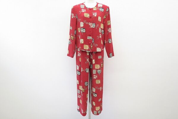 金運アップに断捨離してリサイクル!詩仙堂のセットアップを買取いたしました