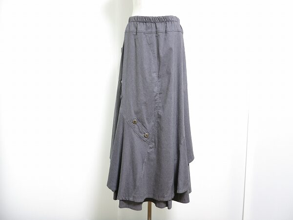 フレアが可愛い｜エイココンドウのグレー ロングスカートを買取しました