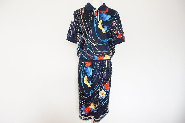 鮮やかな花柄に心奪われる｜レオナールのセットアップを買取しました