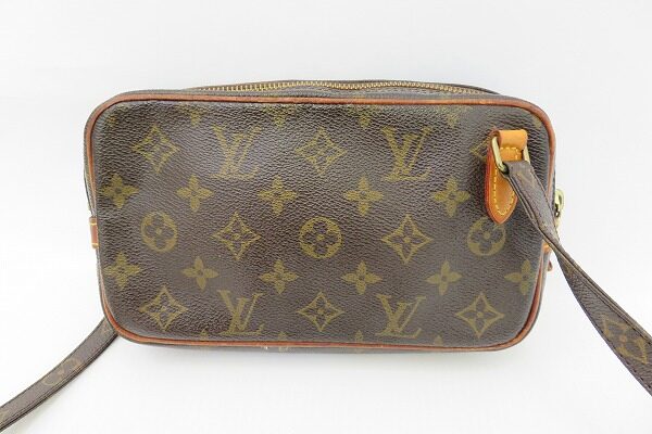 コンパクトな大きさで持ち運びしやすい！ルイヴィトン モノグラムのショルダーバッグを買取しました
