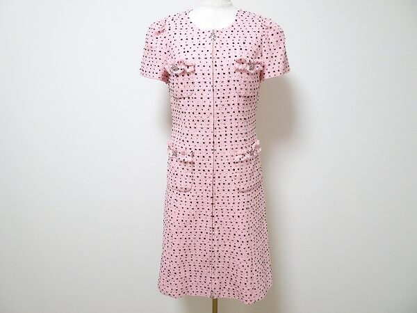 控えめドットが綺麗めな印象に｜エムズグレイシー ツイードのワンピースを買取しました