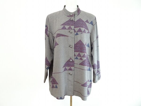 スタンドカラーで凛とした印象に!詩仙堂 ヒトシタムラ グレーのジャケットを買取しました