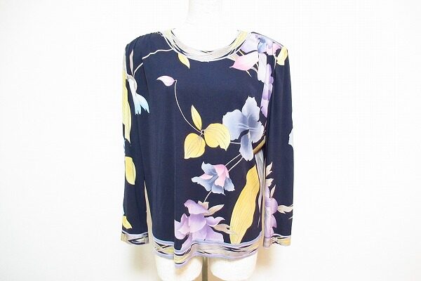 素材まで適正査定！レオナールのカットソーを買取いたしました