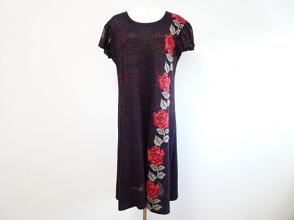 不用なブランド服は有効な資源です！斉藤都世子のワンピースを買取いたしました