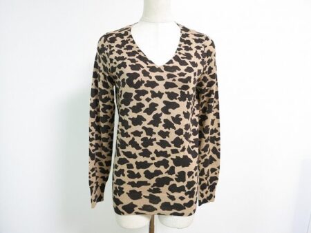 インパクトが強い柄に力を借りるのもあり！レキップヨシエイナバのニットを買取しました