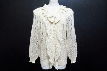 花モチーフが少女時代に戻してくれる！インゲボルグのカーディガンを買取しました