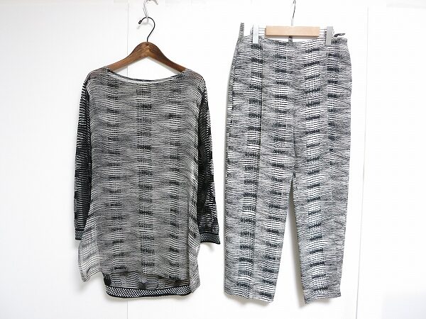 シースルーでエアリーな雰囲気に！ジャンフランコフェレ のツーピースを買取しました