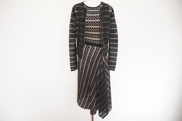 独特な雰囲気がおしゃれ!エスカーダのセットアップを買取しました