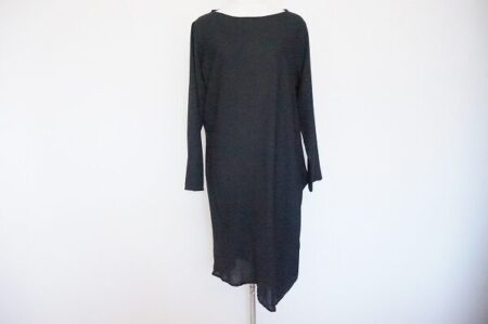 アシンメトリーがおしゃれなミズイロインドのワンピースを買取しました