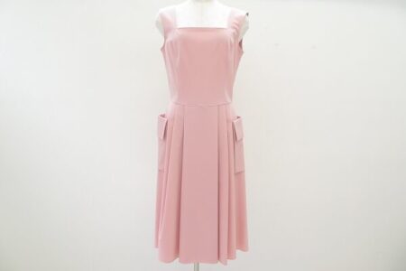 スクエアネックが可愛い！フォクシーニューヨークのワンピースをお買取