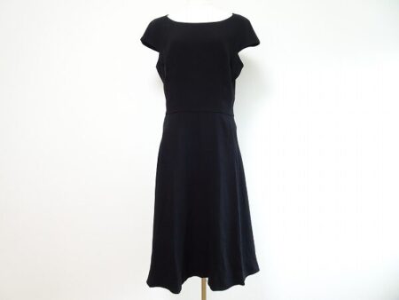 ラインが綺麗| レキップヨシエイナバのワンピースを買取しました