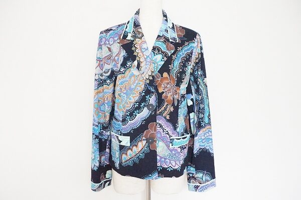 印象を与えるのにはもってこいなレオナールのジャケットを買取しました