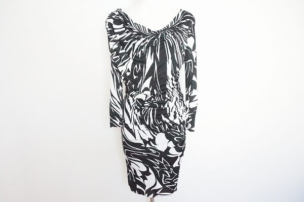 ドレープデザインが美しい｜エミリオプッチのワンピースを買取しました