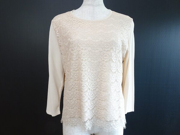 感じの良いレースとアイボリーの相性がよい エルミダのカットソーを買取しました