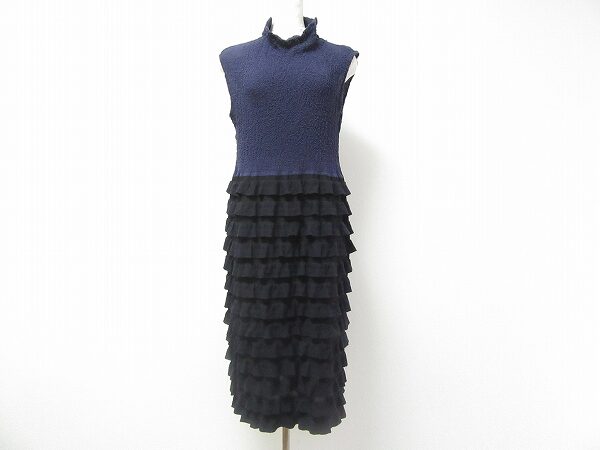 色っぽいフリルが素敵｜ミーイッセイミヤケのワンピースを買取しました