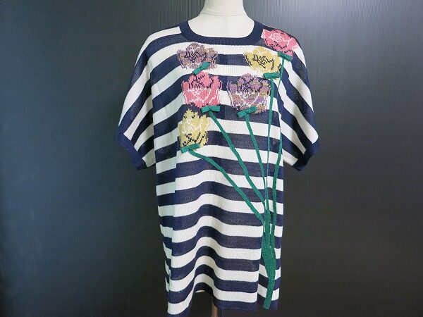 あまり着なくなった斉藤都世子のボーダートップスをリサイクル