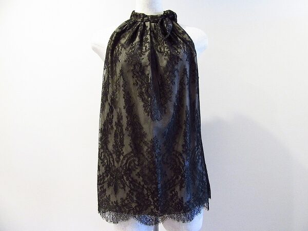 しっとりと大胆に決まる|ヴァレンティノのカットソーを買取しました