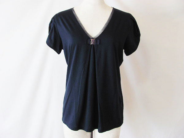 ヴァラシリーズで品よく仕上がる|フェラガモのカットソーを買取しました