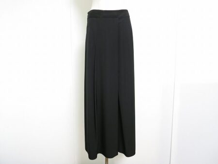 フォーマルにも使える｜ヒロココシノのスカートを買取しました