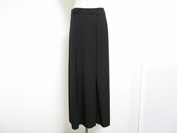 フォーマルにも使える|ヒロココシノのスカートを買取しました