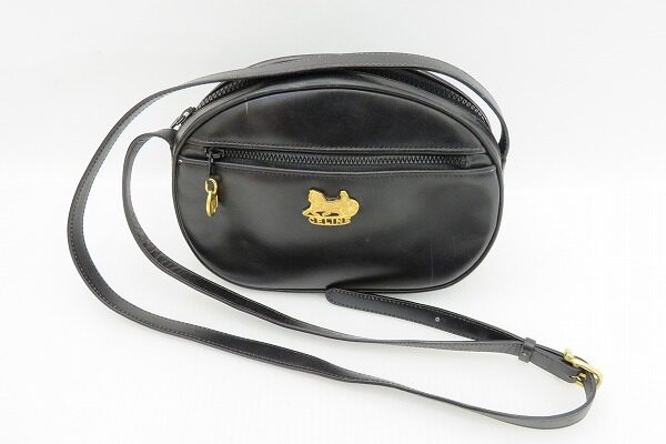 黒と金のゴージャスさがたまらない!セリーヌのショルダーバッグを買取しました