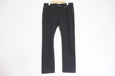 クールな黒がかっこいい！ジョルジオアルマーニのパンツを買取しました