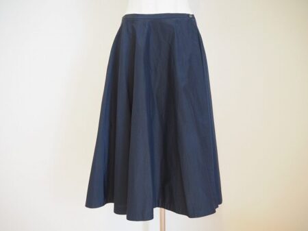 巻きスカートで上質な印象に マーガレットハウエルのスカートを買取しました