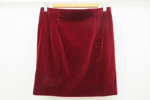 ベロア調がゴージャス|シャネルのミニスカートを買取しました
