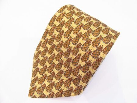 パイナップル柄で注目度アップ！エルメスのネクタイを買取しました