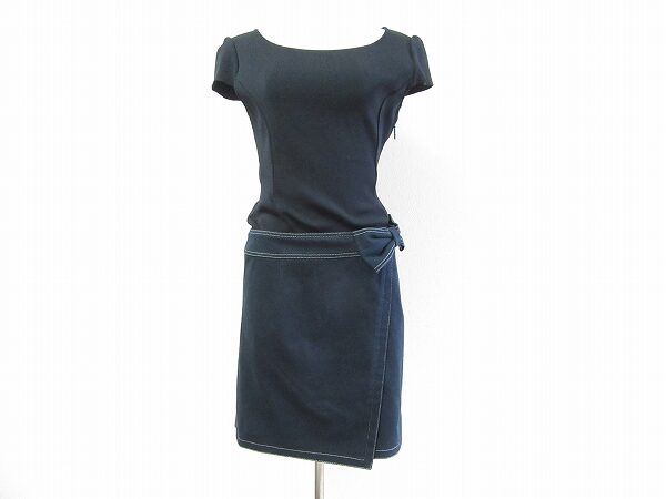 デニム生地でも上品に｜ルネのワンピースを買取しました