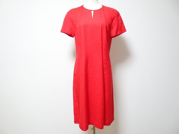 心ときめく赤！ハナエモリのワンピースを買取しました