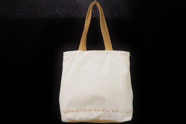 白とキャメルの定番コンビが嬉しい|ルイヴィトンのトートバッグを買取しました
